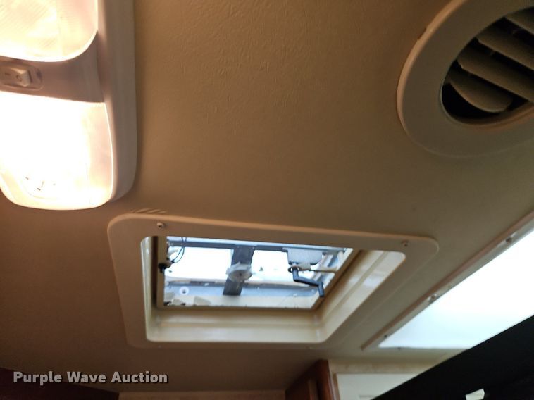 image for item DP2372 2012 Coachman Freelander 32BH  RV