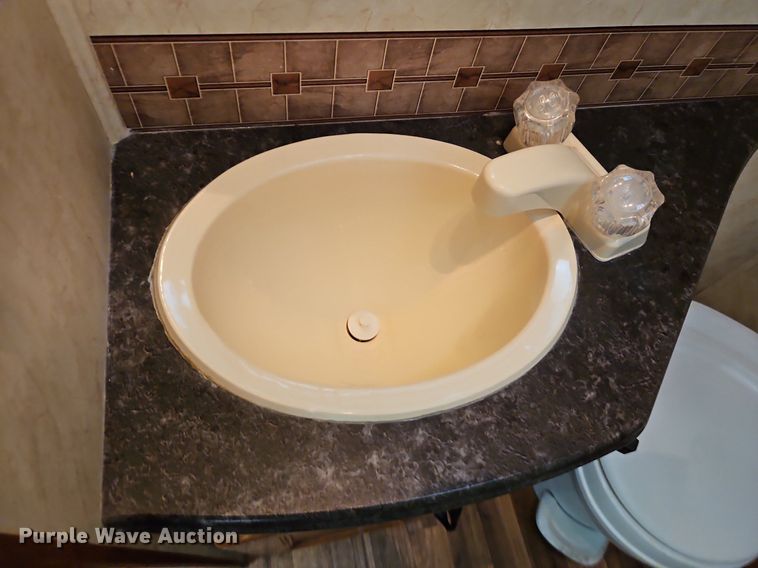 image for item DP2372 2012 Coachman Freelander 32BH  RV