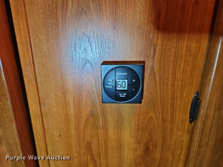 image for item DP2372 2012 Coachman Freelander 32BH  RV