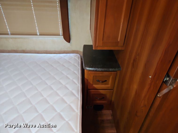 image for item DP2372 2012 Coachman Freelander 32BH  RV