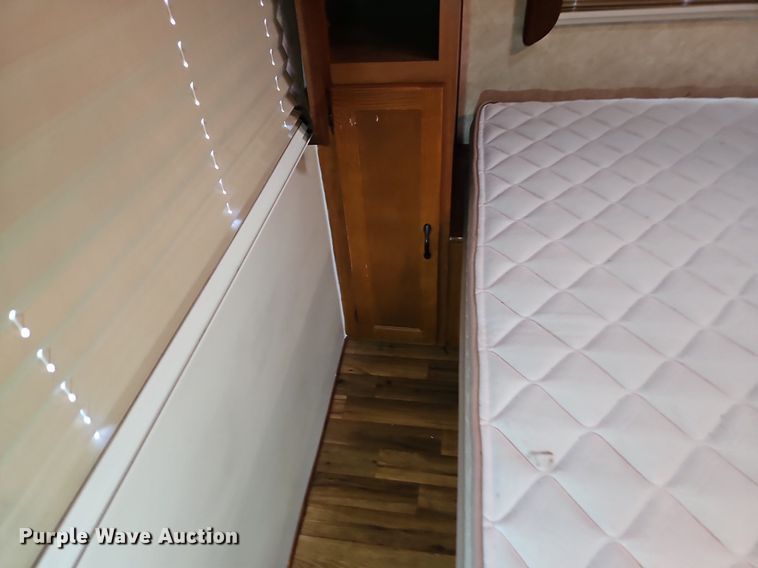 image for item DP2372 2012 Coachman Freelander 32BH  RV