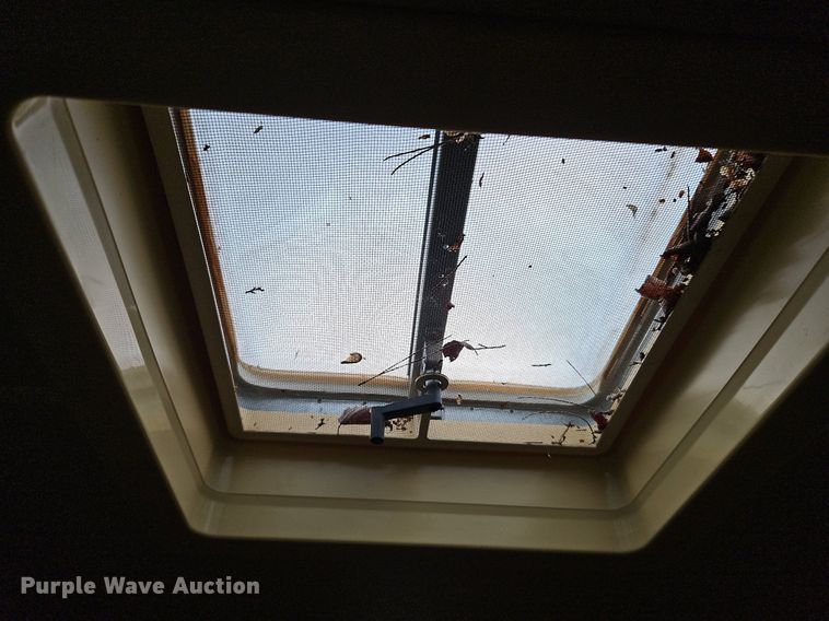 image for item DP2372 2012 Coachman Freelander 32BH  RV