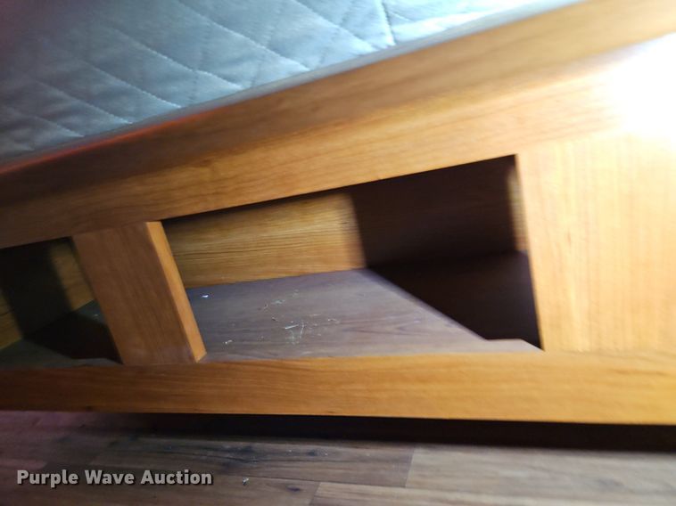 image for item DP2372 2012 Coachman Freelander 32BH  RV