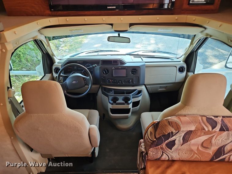 image for item DP2372 2012 Coachman Freelander 32BH  RV