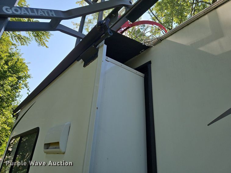 image for item DP2372 2012 Coachman Freelander 32BH  RV