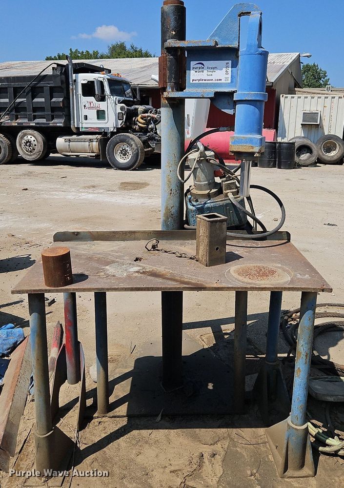 image for item DP2376 Owatonna Y-26  hydraulic press