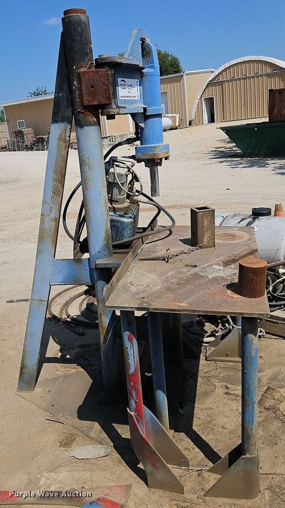 image for item DP2376 Owatonna Y-26  hydraulic press