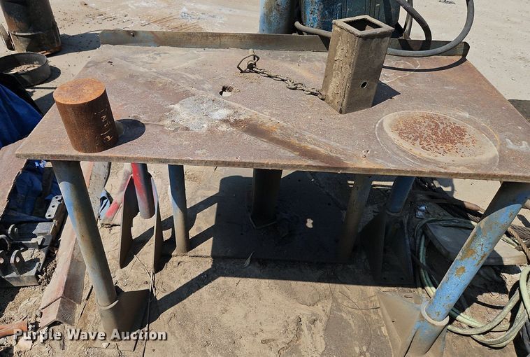 image for item DP2376 Owatonna Y-26  hydraulic press