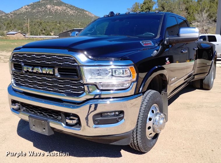 image for item DP3404 2019 Dodge Ram 3500HD Limited  Crew Cab pickup truck