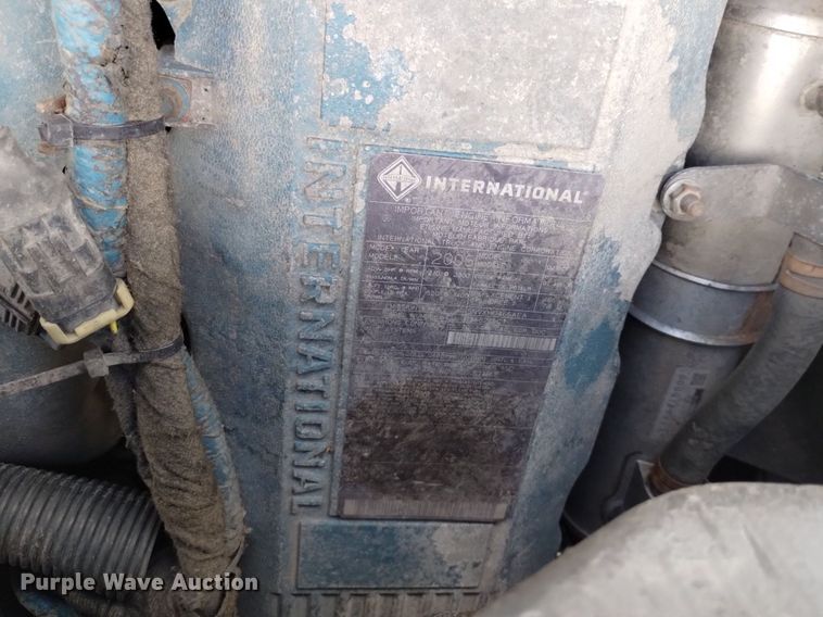 image for item DP3408 2006 International 4300  box truck