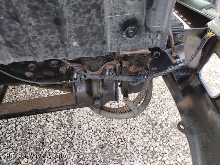 image for item DP3408 2006 International 4300  box truck