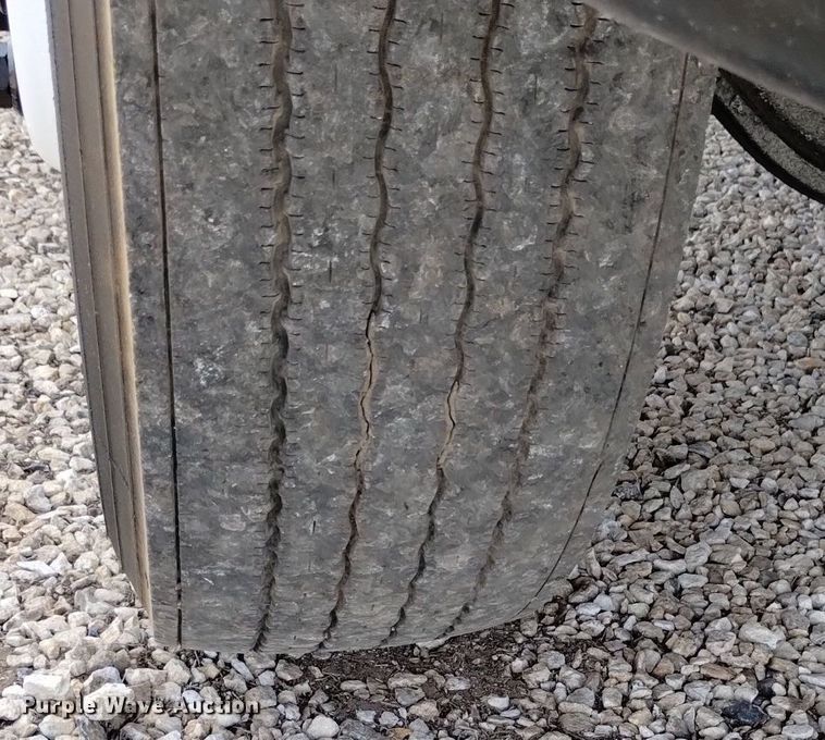 image for item DP3408 2006 International 4300  box truck