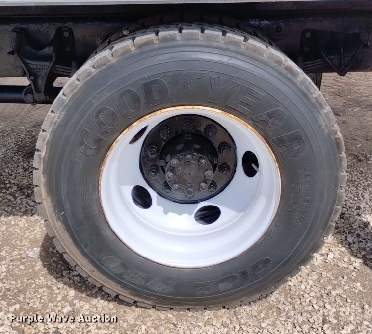 image for item DP3408 2006 International 4300  box truck