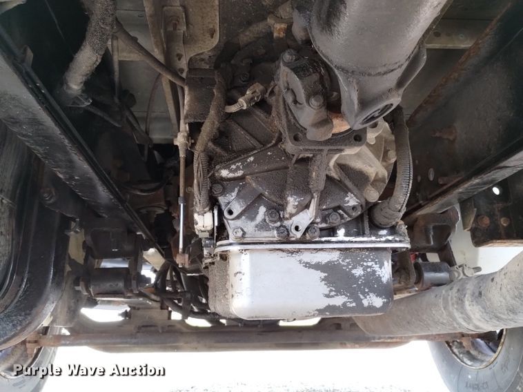 image for item DP3408 2006 International 4300  box truck