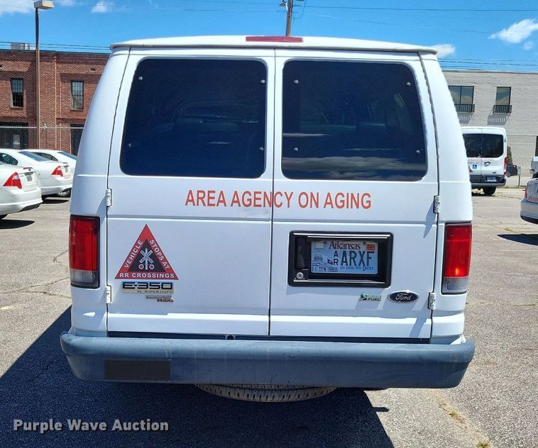 image for item DP5219 2014 Ford  E350 Super Duty  van