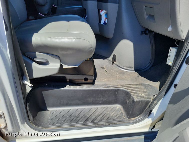 image for item DP5219 2014 Ford  E350 Super Duty  van