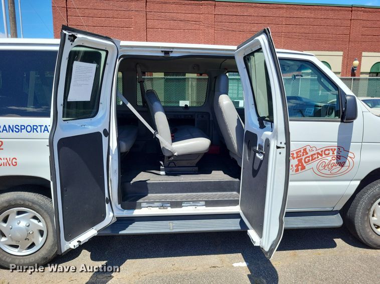 image for item DP5219 2014 Ford  E350 Super Duty  van