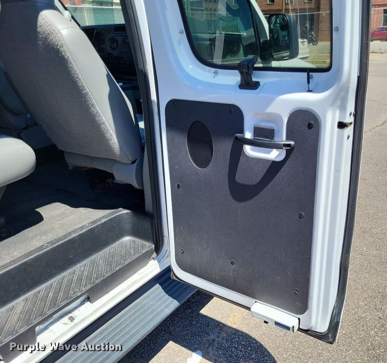 image for item DP5219 2014 Ford  E350 Super Duty  van