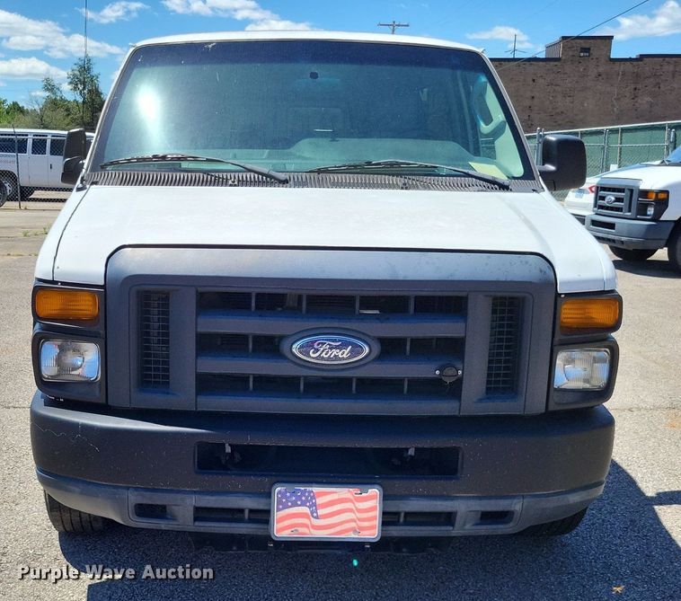 image for item DP5220 2014 Ford    E350 Super Duty van