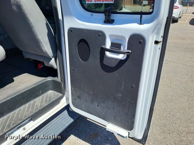 image for item DP5220 2014 Ford    E350 Super Duty van