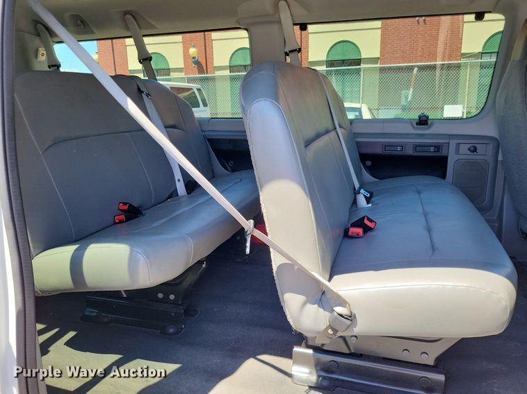 image for item DP5220 2014 Ford    E350 Super Duty van