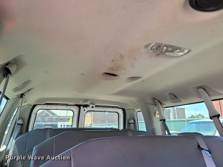 image for item DP5220 2014 Ford    E350 Super Duty van