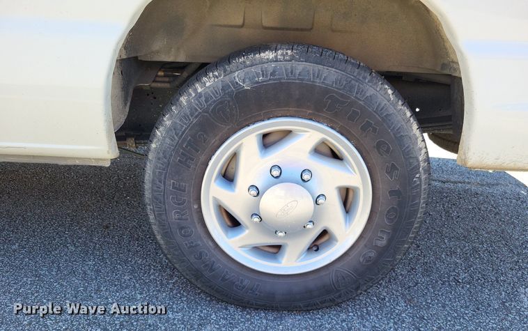 image for item DP5220 2014 Ford    E350 Super Duty van