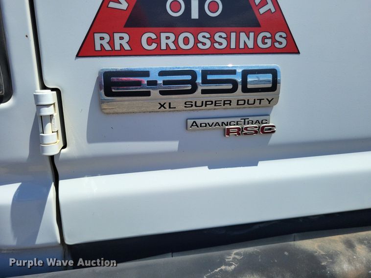 image for item DP5220 2014 Ford    E350 Super Duty van