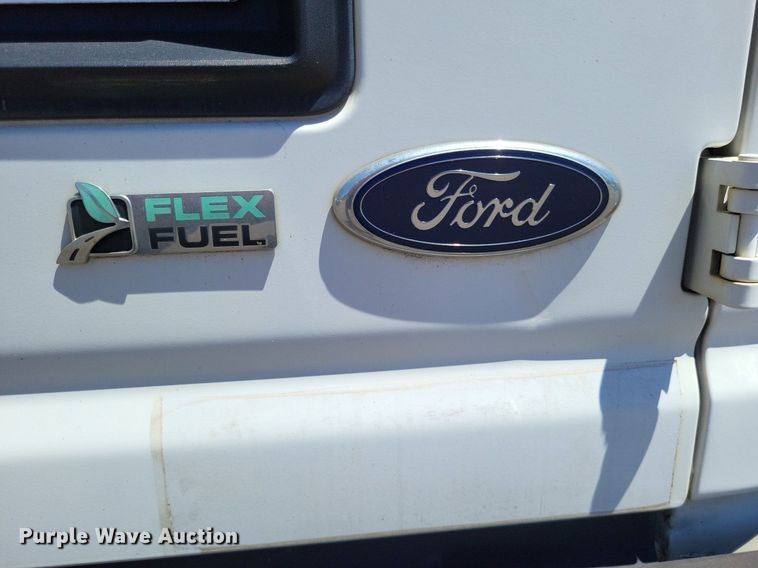 image for item DP5220 2014 Ford    E350 Super Duty van