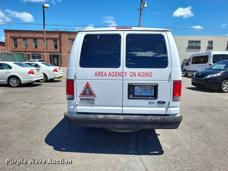 image for item DP5220 2014 Ford    E350 Super Duty van