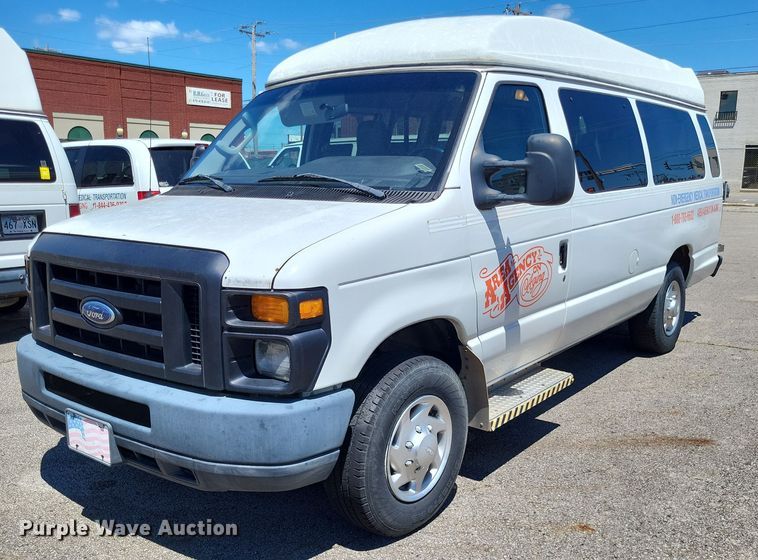 image for item DP5221 2012 Ford E350 Super Duty handicap accessible van