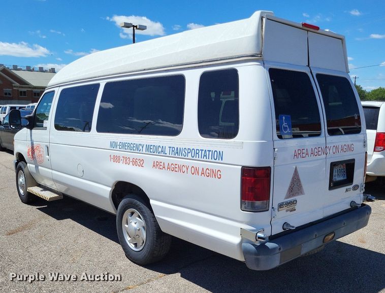 image for item DP5221 2012 Ford E350 Super Duty handicap accessible van