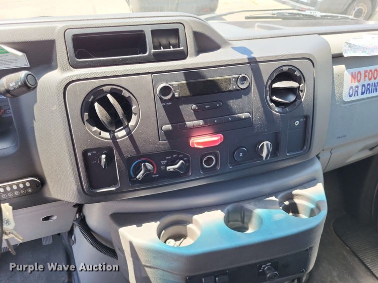 image for item DP5221 2012 Ford E350 Super Duty handicap accessible van