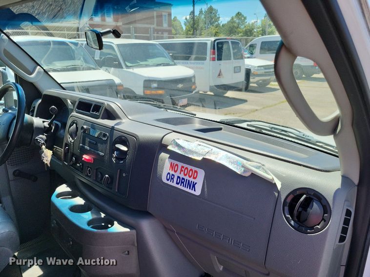 image for item DP5221 2012 Ford E350 Super Duty handicap accessible van