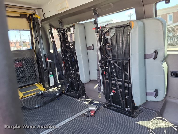 image for item DP5221 2012 Ford E350 Super Duty handicap accessible van