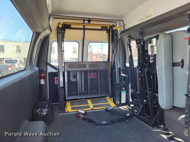 image for item DP5221 2012 Ford E350 Super Duty handicap accessible van