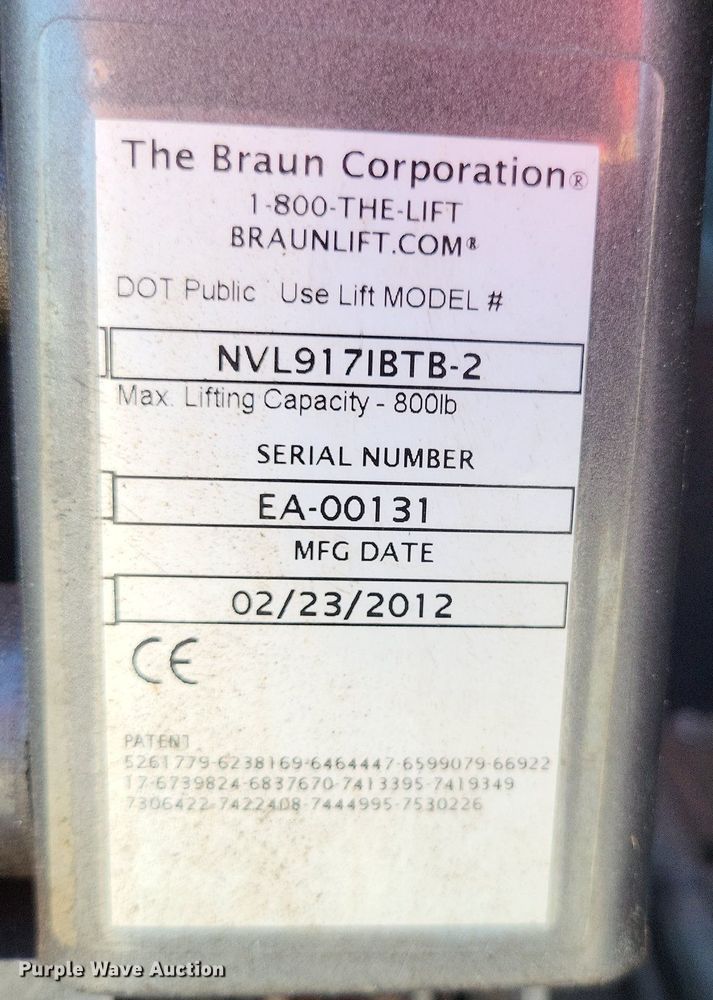 image for item DP5221 2012 Ford E350 Super Duty handicap accessible van