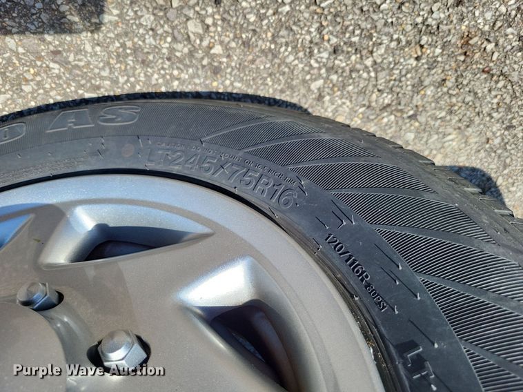 image for item DP5221 2012 Ford E350 Super Duty handicap accessible van