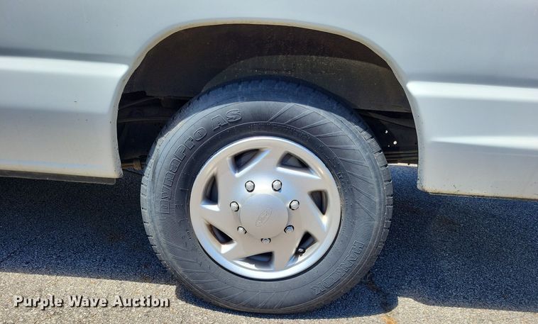 image for item DP5221 2012 Ford E350 Super Duty handicap accessible van