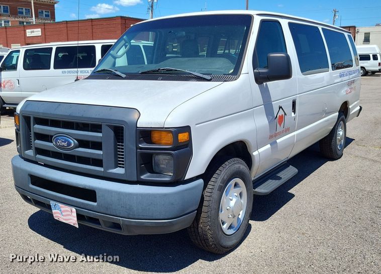 image for item DP5222 2014 Ford  E350 Super Duty van