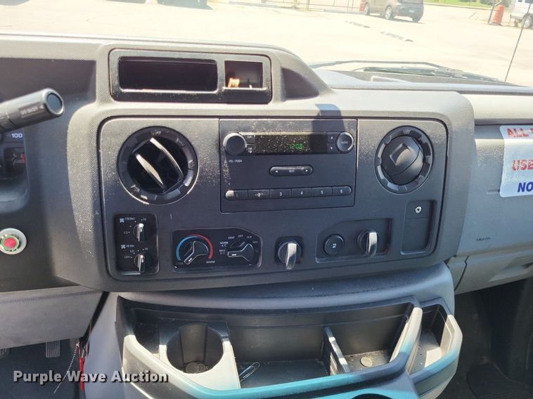 image for item DP5222 2014 Ford  E350 Super Duty van