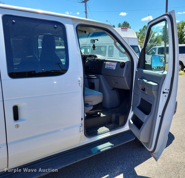 image for item DP5222 2014 Ford  E350 Super Duty van