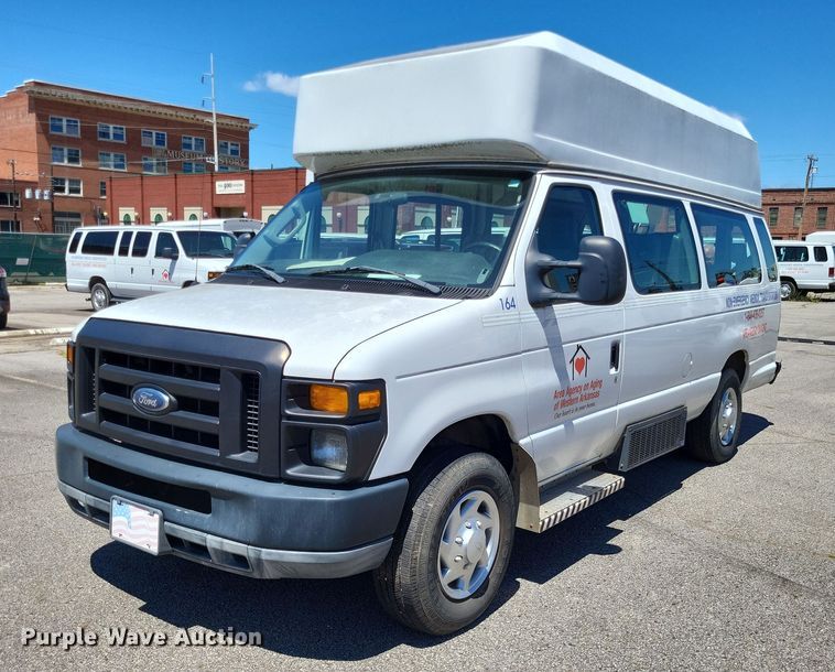 image for item DP5223 2011 Ford  E350 Super Duty  handicap accessible van