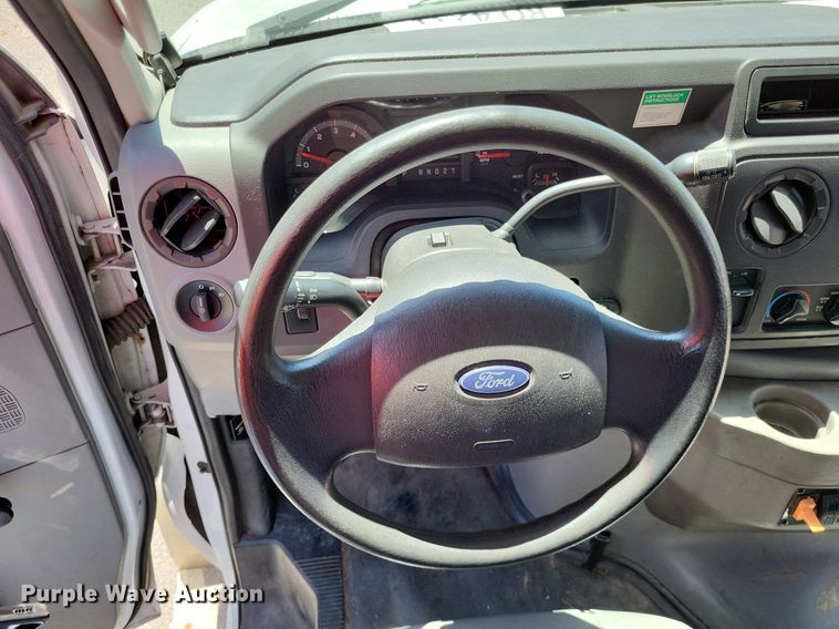 image for item DP5223 2011 Ford  E350 Super Duty  handicap accessible van