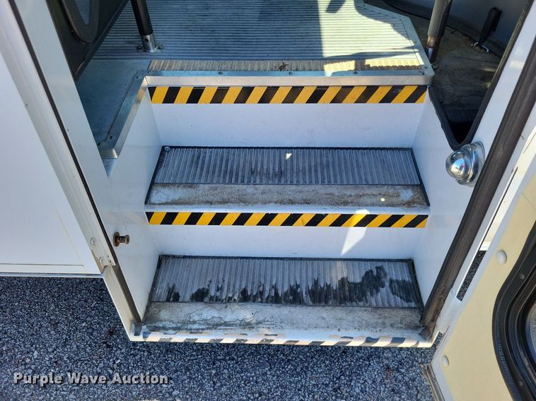 image for item DP5223 2011 Ford  E350 Super Duty  handicap accessible van