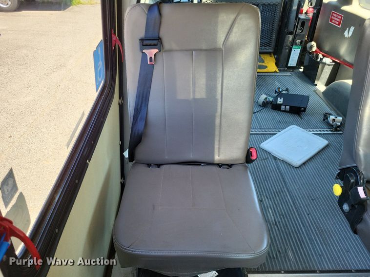 image for item DP5223 2011 Ford  E350 Super Duty  handicap accessible van