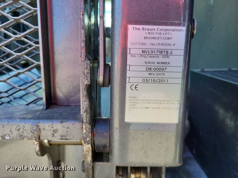 image for item DP5223 2011 Ford  E350 Super Duty  handicap accessible van