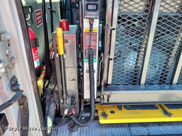 image for item DP5223 2011 Ford  E350 Super Duty  handicap accessible van