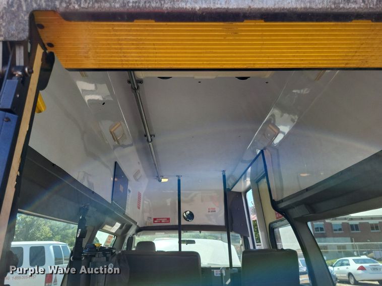 image for item DP5223 2011 Ford  E350 Super Duty  handicap accessible van