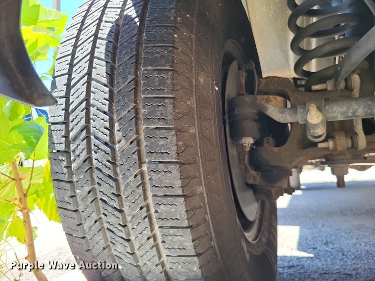 image for item DP5223 2011 Ford  E350 Super Duty  handicap accessible van